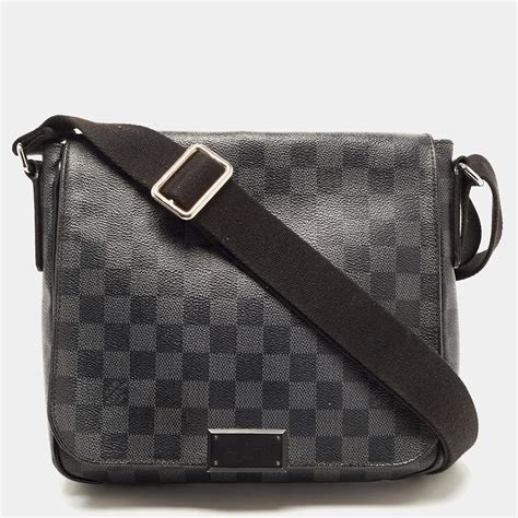 louis vuitton sacoche homme canva|District PM Messenger Bag Damier Graphite Canvas.